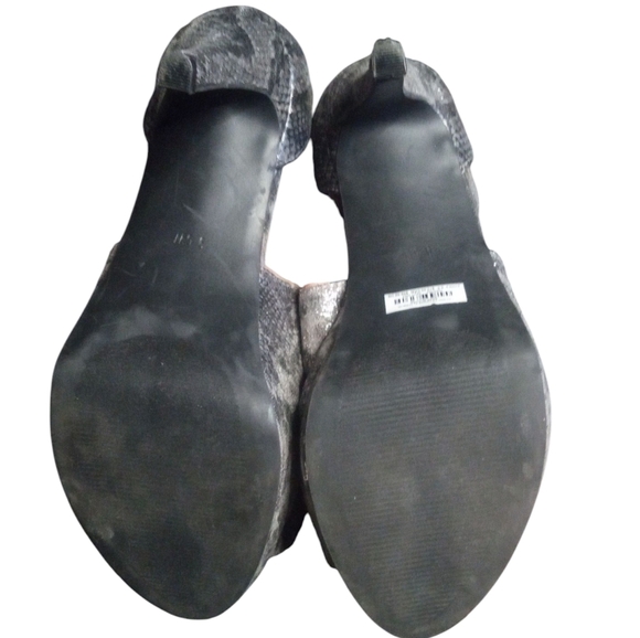 Torrid Faux Snake‎ Skin Strappy Platform Heel Sandal Size 9 Extra Wide - Picture 6 of 9